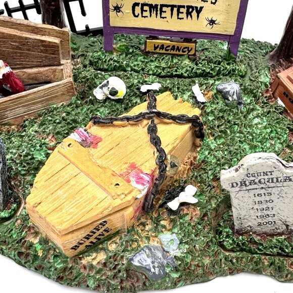 Lemax Spooky Town Scary Acres Cemetery Lot Halloween Village Coffins Graveyard - Picture 7 of 16